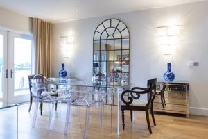Dining area- click for photo gallery